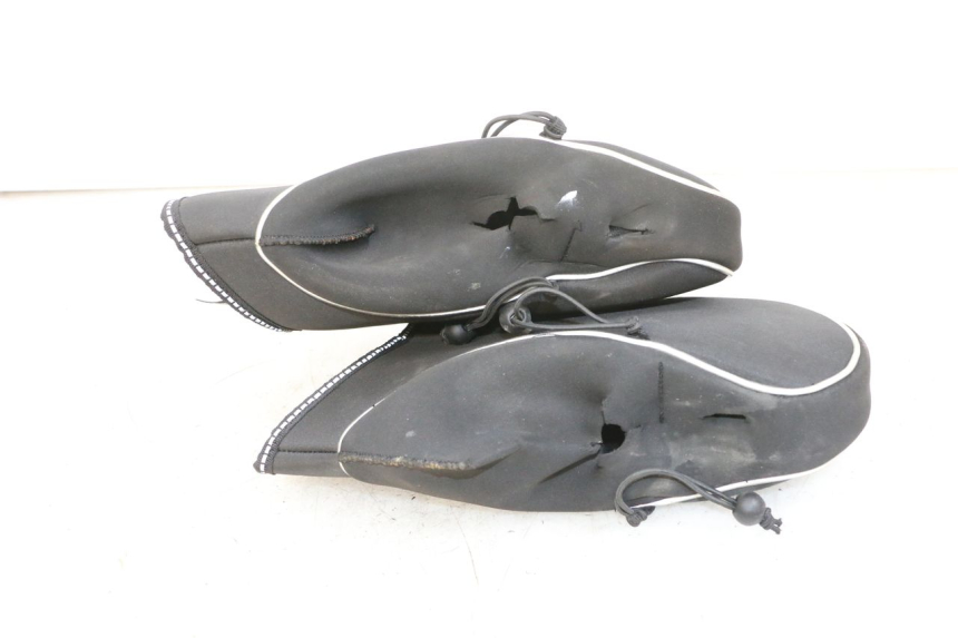 photo de PROTEGE MAIN PIAGGIO MP3 500 (2016 - 2018) - Autre angle de vue