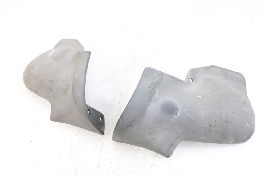 photo de PROTEGE MAIN APRILIA SCARABEO GT 125 (1999 - 2007)