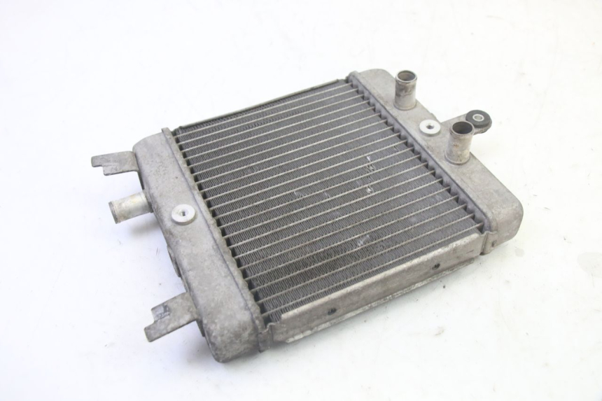 photo de RADIATEUR SUZUKI BURGMAN 125 (2007 - 2014)