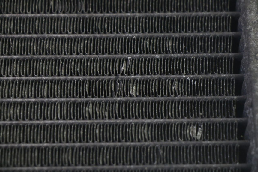 photo de RADIATEUR SUZUKI BURGMAN 125 (2007 - 2014)