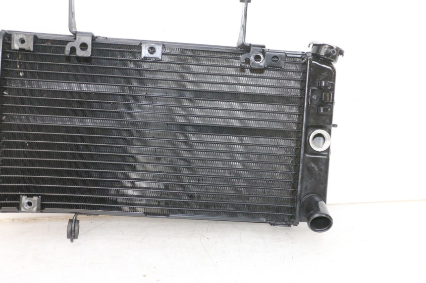 photo de RADIATEUR SUZUKI DL V STROM 1000 (2002 - 2007) - Marquages et références