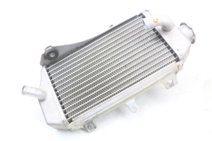 photo de RADIATEUR DROIT HONDA CRF R 250 (2020 - 2021) - Détail de la pièce