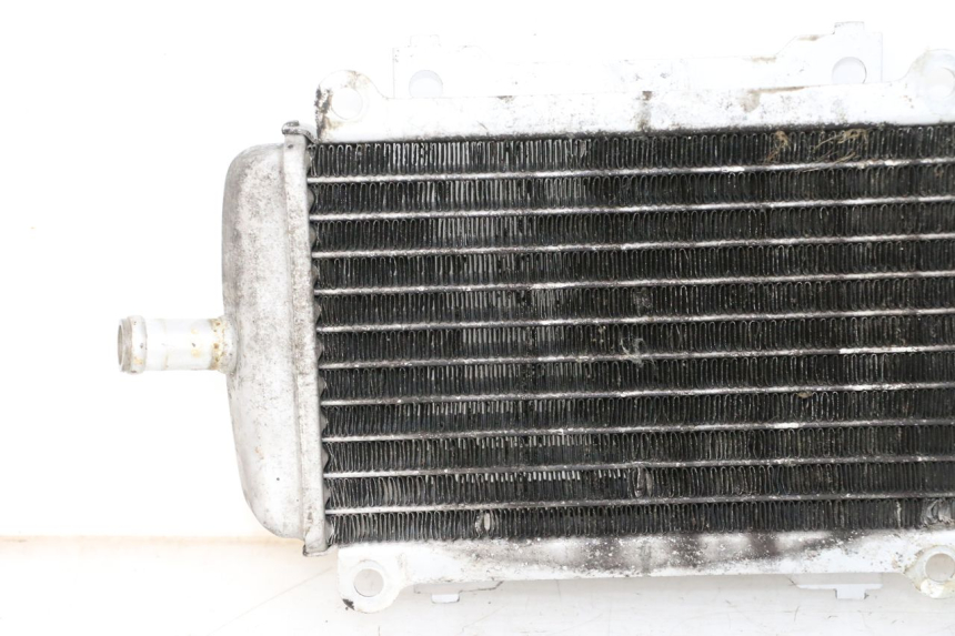 photo de RADIATEUR DROIT PIAGGIO VESPA GTS SUPER IE 125 (2009 - 2016) - Vue d’ensemble