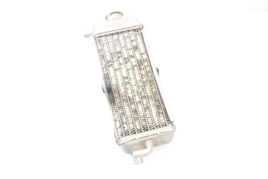 photo de RADIATEUR DROIT YAMAHA YZ 125 (1998 - 2005)