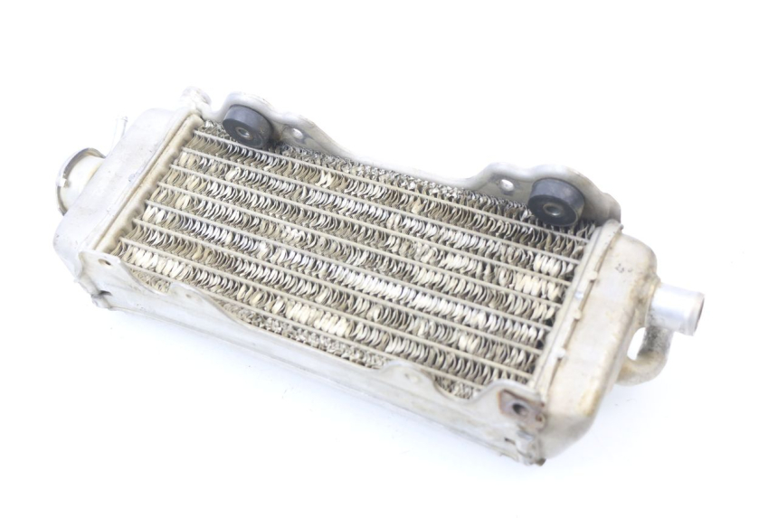 photo de RADIATEUR DROIT YAMAHA YZ 125 (1998 - 2005)