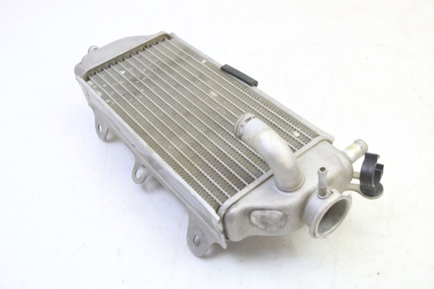 photo de RADIATEUR DROIT YAMAHA YZF YZ-F 450 (2014 - 2016) - Autre angle de vue