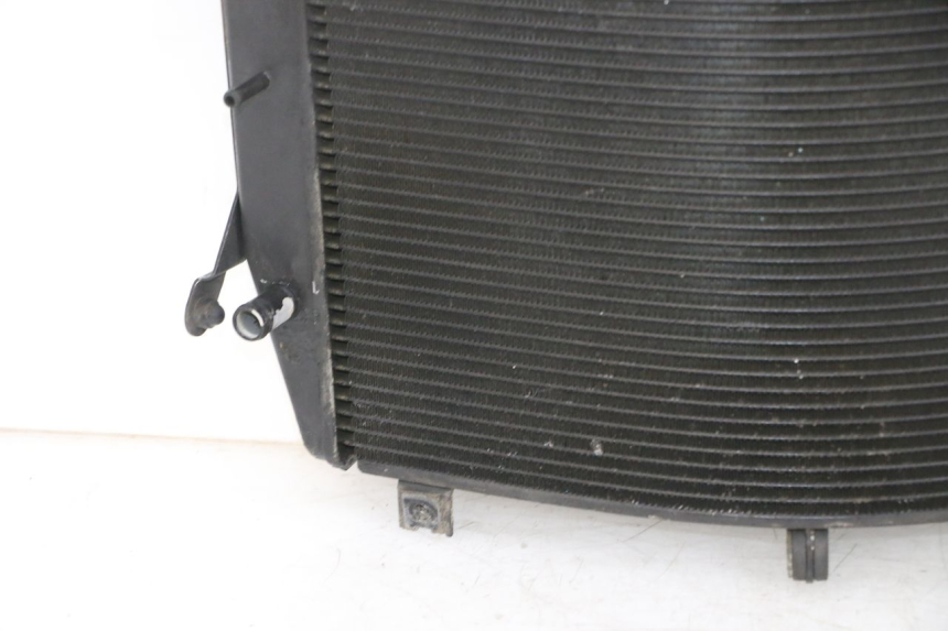 photo de RADIATEUR YAMAHA FJR ABS 1300 (2006 - 2012) - Détails caractéristiques