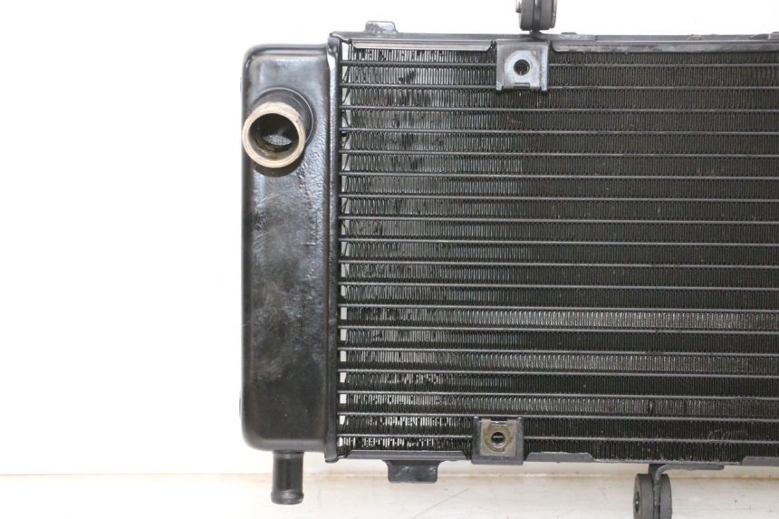 photo de RADIATEUR YAMAHA FZ6 N FAZER 600 (2004 - 2006)