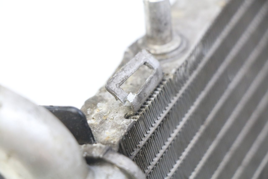 photo de RADIATEUR GAUCHE HONDA VFR FI RC46 800 (1998 - 2001)