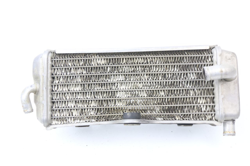 photo de RADIATEUR GAUCHE YAMAHA YZ 125 (1998 - 2005)
