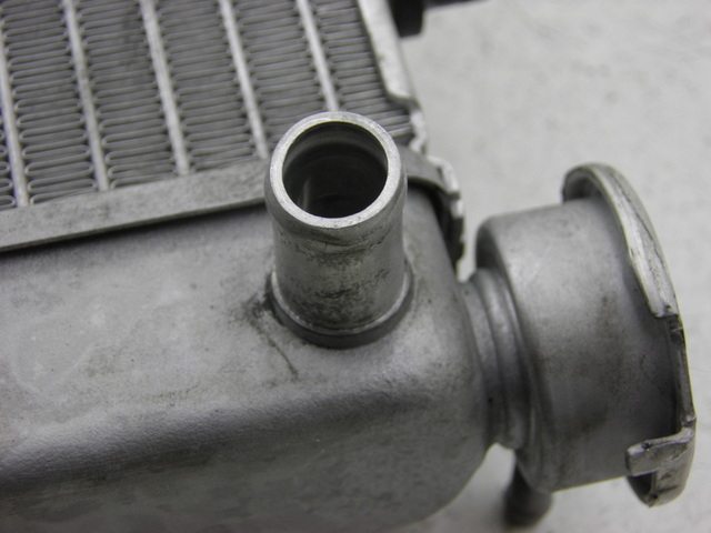 photo de RADIATEUR HONDA FES S-WING SWING ABS 125 (2007 - 2015)