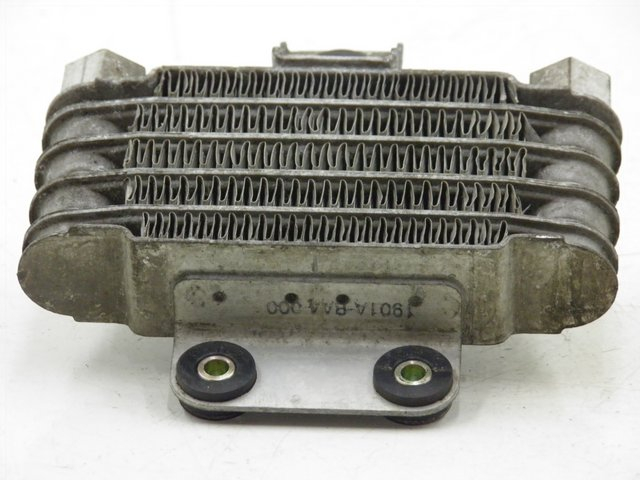 photo de Oil cooler DAELIM VJ ROADWIN 125 (2008 - 2010) - Autre angle de vue