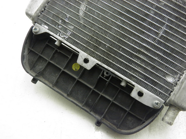 photo de RADIATEUR PIAGGIO X9 EVOLUTION 125 (2003 - 2007)