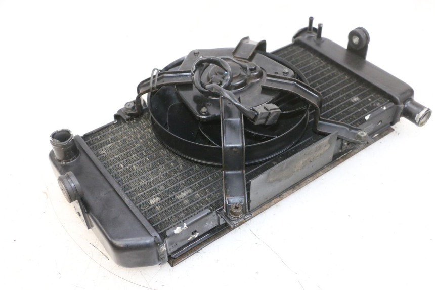 photo de RADIATEUR YAMAHA TDM ABS 900 (2002 - 2014) - Autre angle de vue