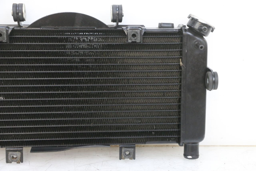 photo de RADIATEUR YAMAHA TDM ABS 900 (2002 - 2014) - Marquages et références