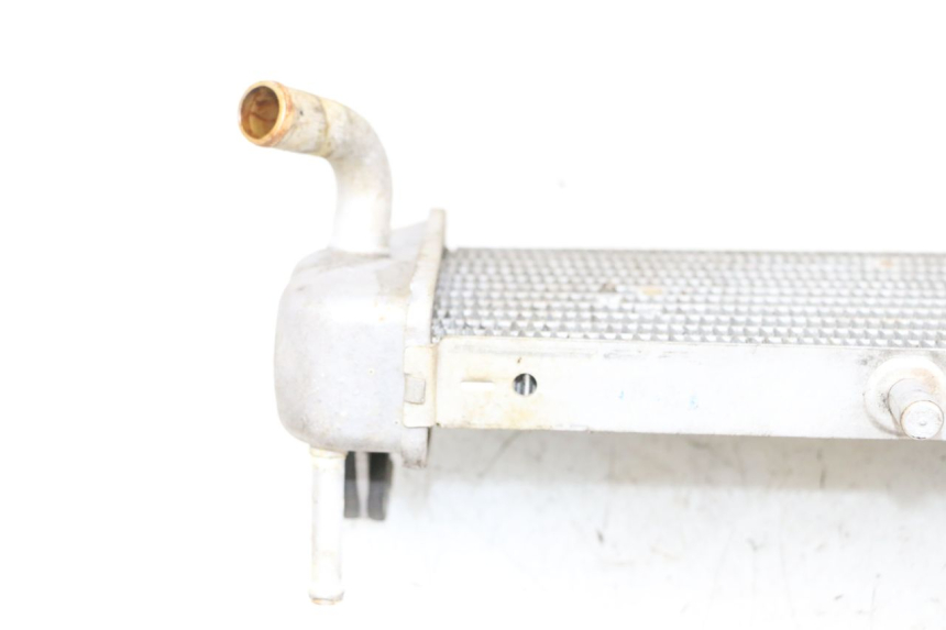 photo de RADIATEUR YAMAHA XMAX X-MAX 125 (2006 - 2009) - Gros plan technique