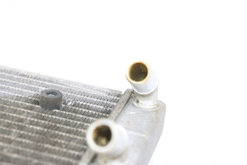 photo de RADIATEUR YAMAHA X-MAX XMAX 125 (2010 - 2013) - Gros plan technique