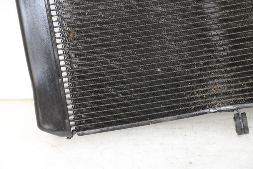 photo de RADIATEUR YAMAHA FZ1 FAZER 1000 (2007 - 2009)