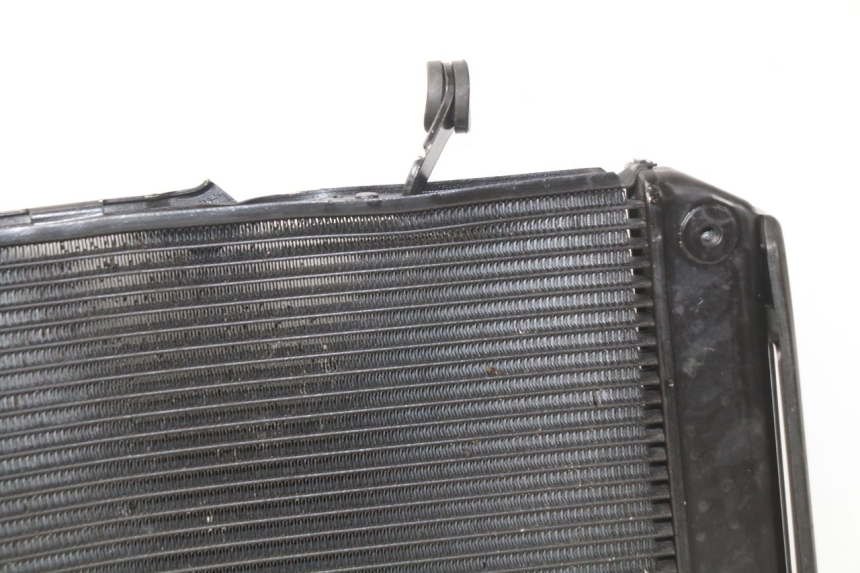 photo de RADIATEUR YAMAHA FZ8 800 (2010 - 2016)