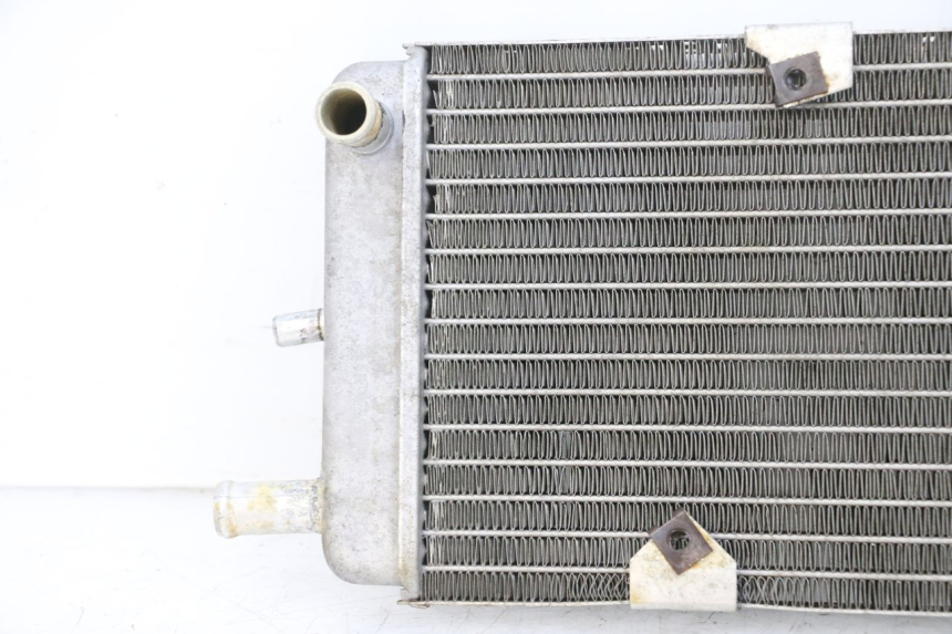 photo de RADIATEUR YAMAHA YP MAJESTY 125 (2002 - 2006) - Marquages et références