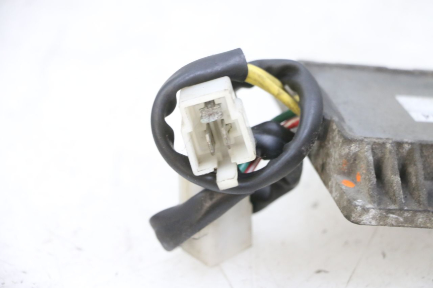 photo de REGULATEUR CHARGE ADIVA AD3 300 (2014 - 2020)