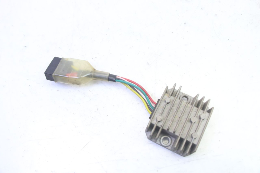 photo de REGULATEUR CHARGE KYMCO AGILITY NAKED RENOUVO 2T 50 (2011 - 2018)