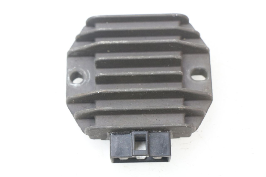 photo de REGULATEUR CHARGE PIAGGIO BEVERLY 125 (1998 - 2005)
