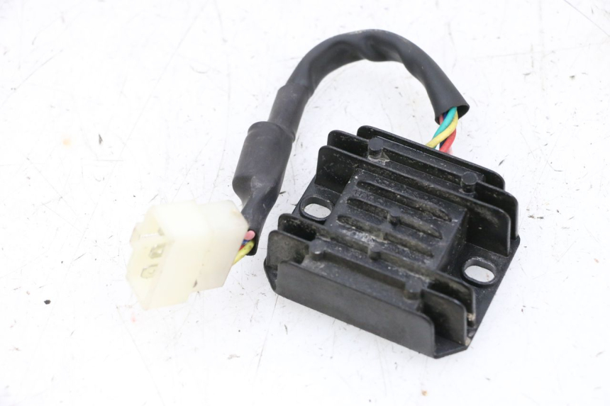 photo de REGULATEUR CHARGE MAG POWER BOMBERS 4T 50 (2016 - 2026) - Vue principale