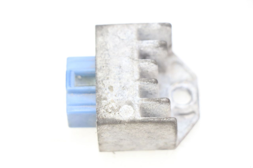 photo de REGULATEUR CHARGE MBK BOOSTER SPIRIT NAKED 50 (2004 - 2017)