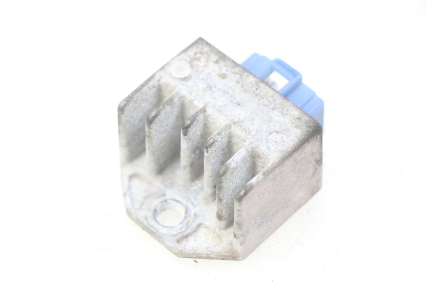 photo de REGULATEUR CHARGE MBK BOOSTER SPIRIT NAKED 50 (2004 - 2017)