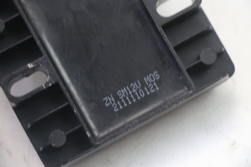 photo de REGULATEUR CHARGE MOTRON BREEZY 4T 50 (2021 - 2025)