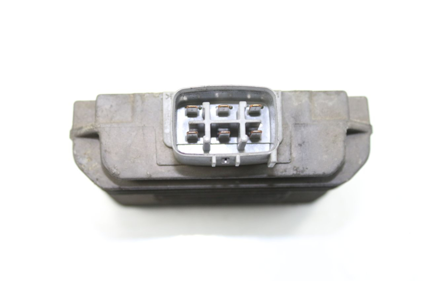 photo de REGULATEUR CHARGE SUZUKI BURGMAN 125 (2007 - 2014)