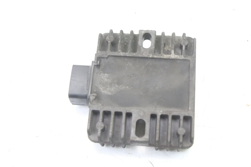 photo de REGULATEUR CHARGE SUZUKI BURGMAN 125 (2015 - 2017)