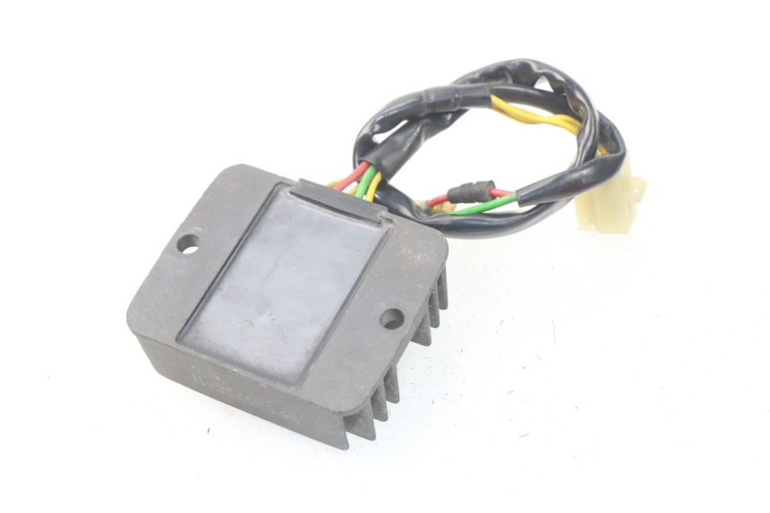 photo de RÉGULATEUR DE CHARGE HONDA CA REBEL 125 (1995 - 2001)