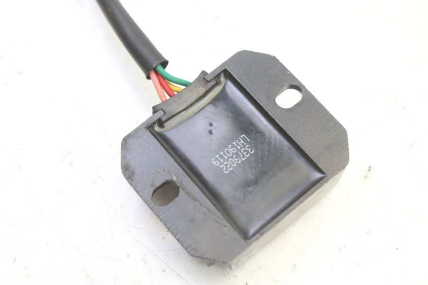 photo de REGULATEUR CHARGE ORCAL CAVARO 4T 50 (2019 - 2023)