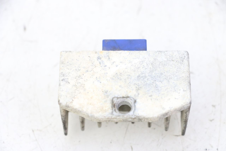 photo de REGULATEUR CHARGE HONDA CBF 125 (2009 - 2015)