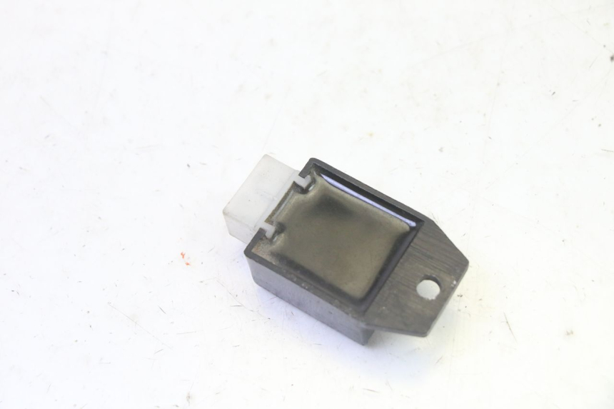 photo de REGULATEUR CHARGE PEUGEOT CITYSTAR 50 (2013 - 2017)