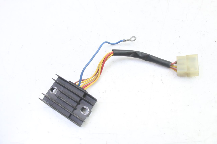 photo de REGULATEUR CHARGE APRILIA CLASSIC 125 (1995 - 2001)
