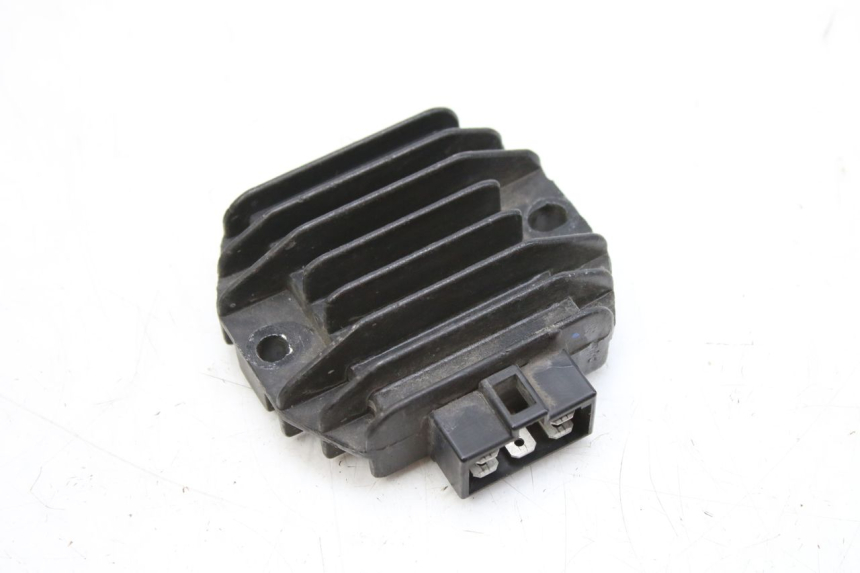 photo de REGULATEUR CHARGE YAMAHA CYGNUS X INJECTION 125 (2007 - 2013)