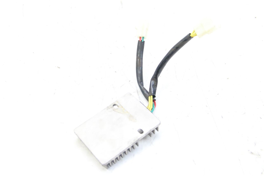 photo de REGULATEUR CHARGE KYMCO DINK STREET 125 (2009 - 2014)