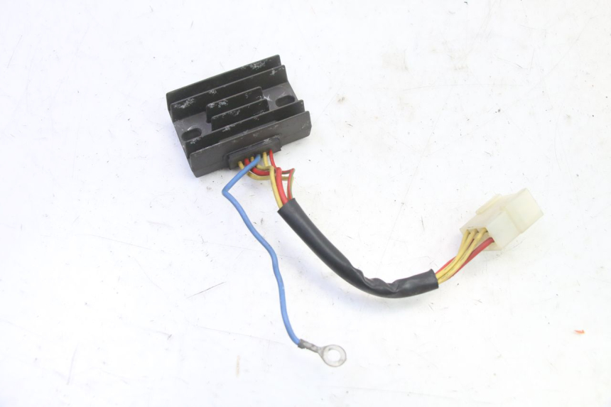 photo de REGULATEUR CHARGE APRILIA ETX 125 (1998 - 2002)