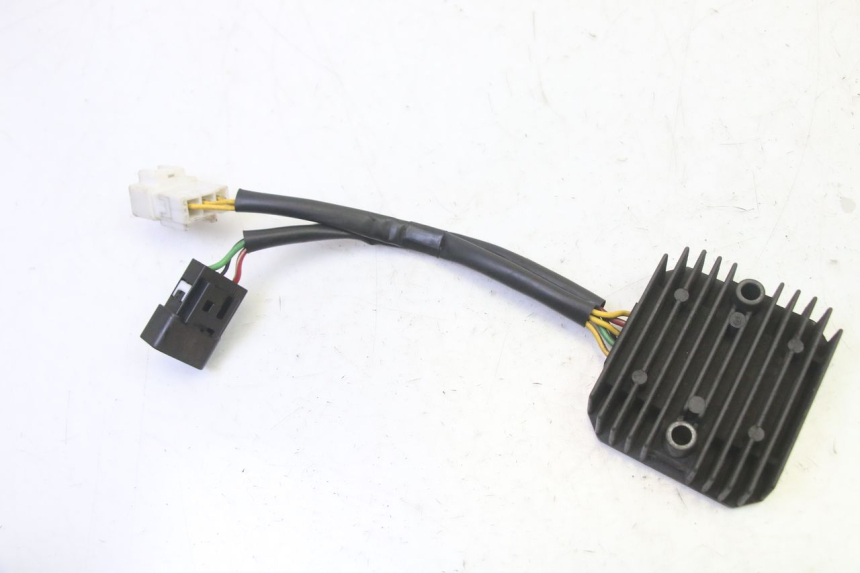 photo de REGULATEUR CHARGE HONDA FES S-WING SWING ABS 125 (2007 - 2015)