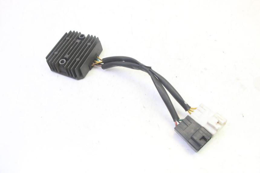 photo de REGULATEUR CHARGE HONDA FES S-WING SWING ABS 125 (2007 - 2015)