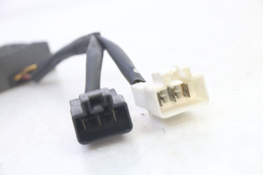 photo de REGULATEUR CHARGE HONDA FES S-WING SWING ABS 125 (2007 - 2015)