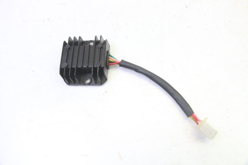 photo de REGULATEUR CHARGE STAHO FH 50 (2018 - 2019)