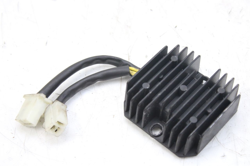 photo de REGULATEUR CHARGE SYM FIDDLE 3 III 125 (2014 - 2020)