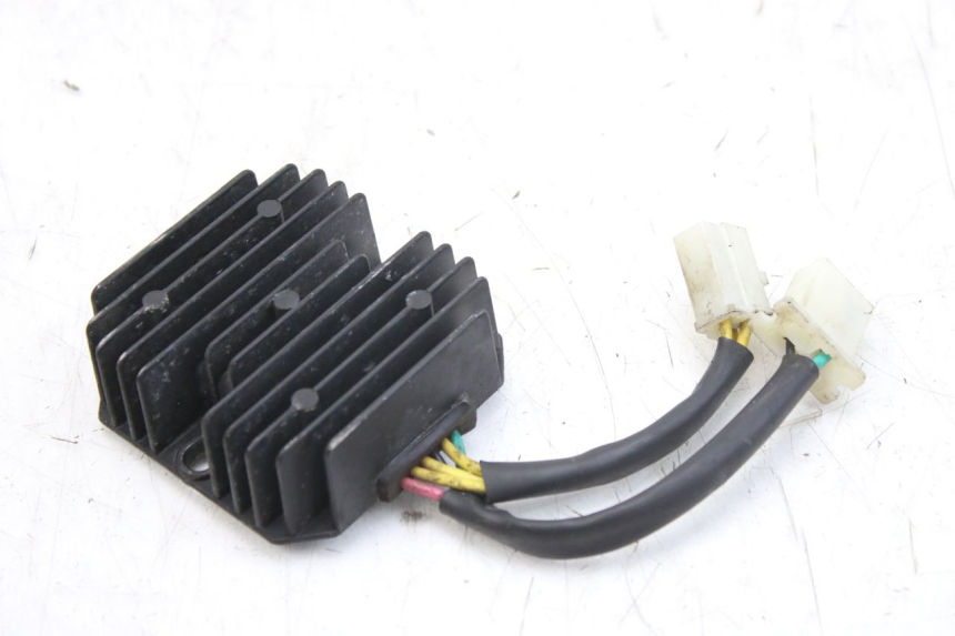 photo de REGULATEUR CHARGE SYM FIDDLE 3 III 125 (2014 - 2020)