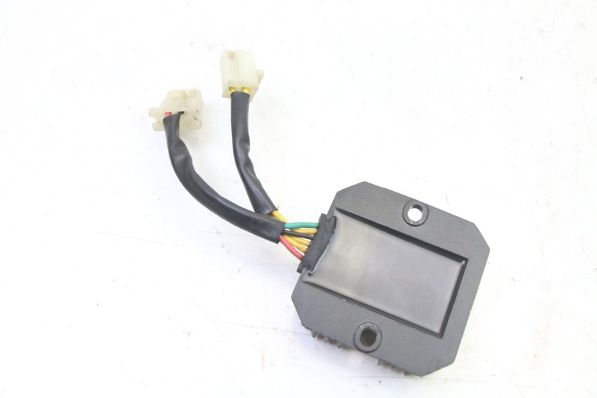 photo de REGULATEUR CHARGE SYM FIDDLE 3 III 125 (2014 - 2020)