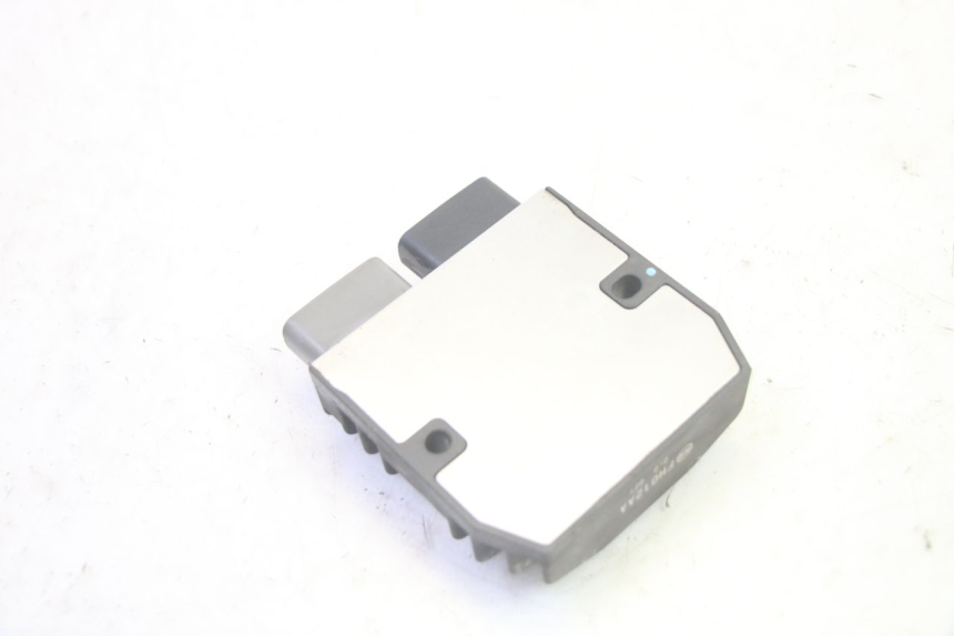 photo de REGULATEUR CHARGE YAMAHA FJR ABS 1300 (2006 - 2012) - Pièce contrôlée