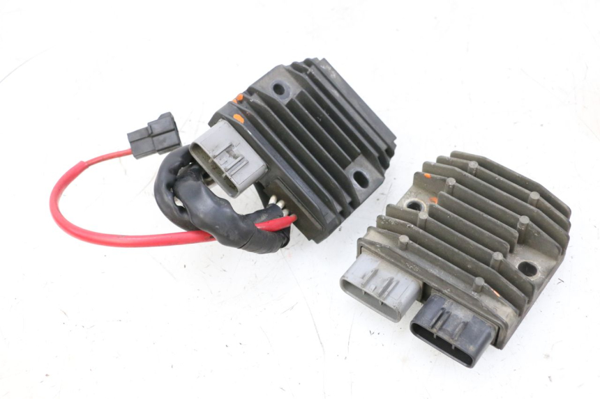 photo de REGULATEUR CHARGE YAMAHA FJR ABS 1300 (2006 - 2012) - Vue principale